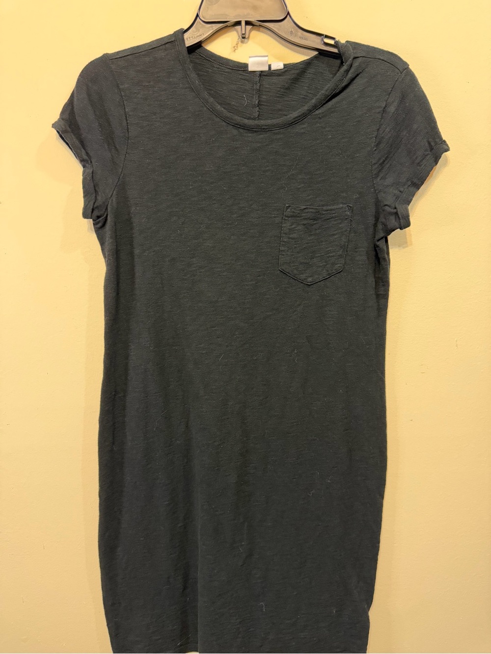 GAP Short Sleeve Mini Pocket t shirt Dress - Black 2404